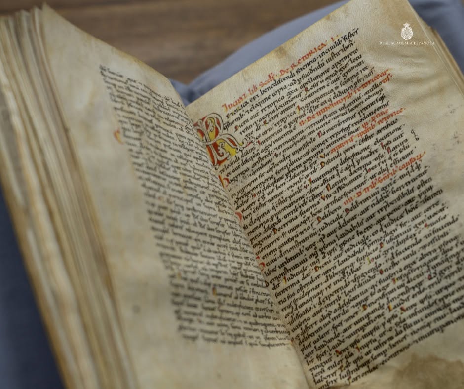 Manscrito de las Etimologiae fechado en el siglo XII. Biblioteca de la RAE